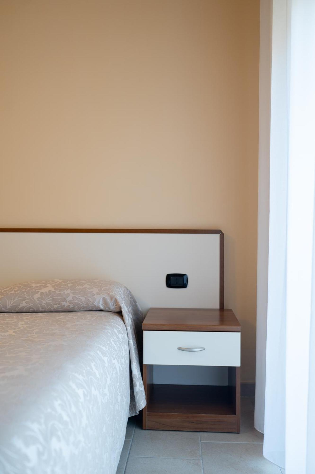 Hotel Parnaso Trebisacce Exteriér fotografie